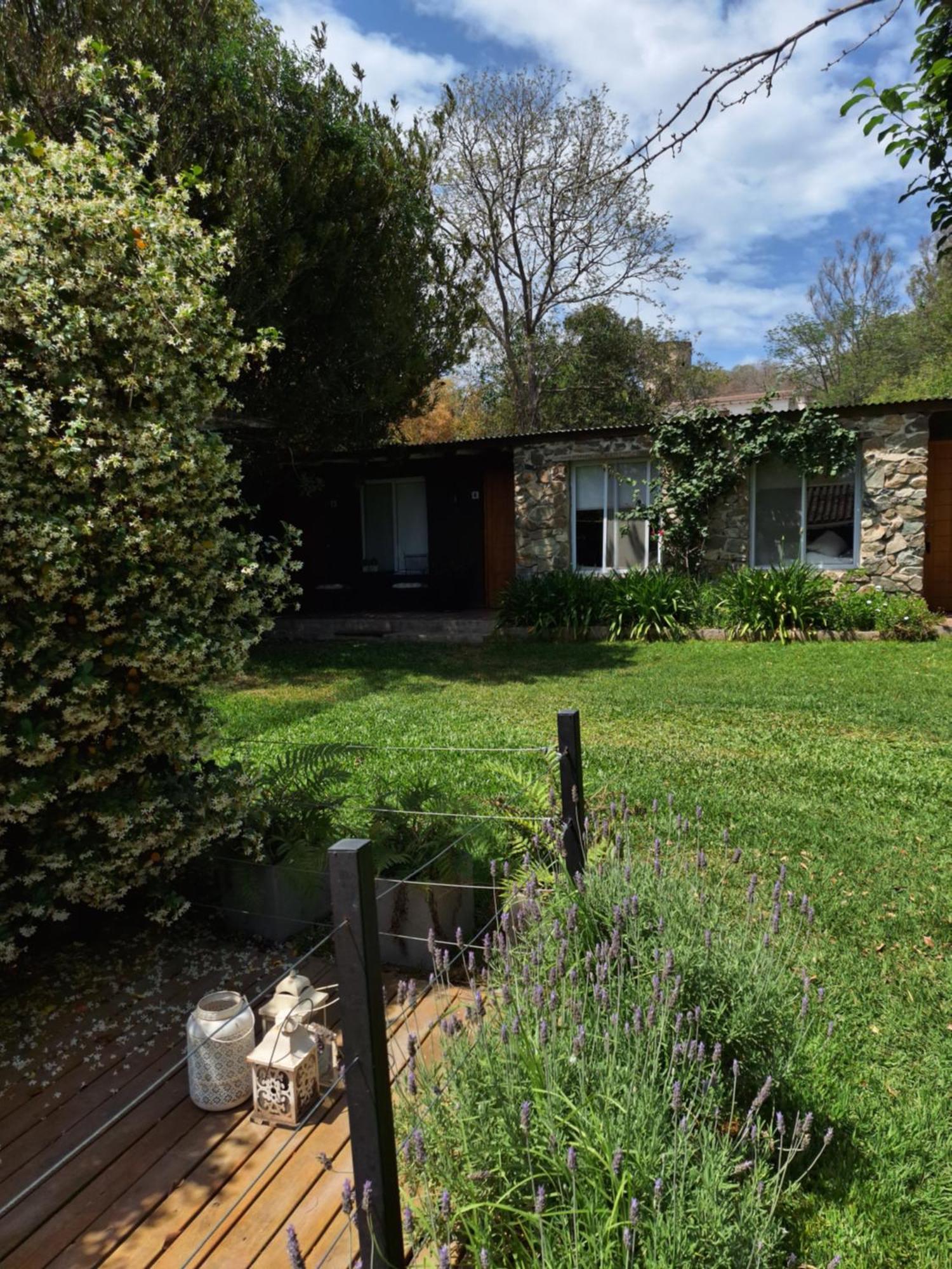 Del Angel Villa Serranita